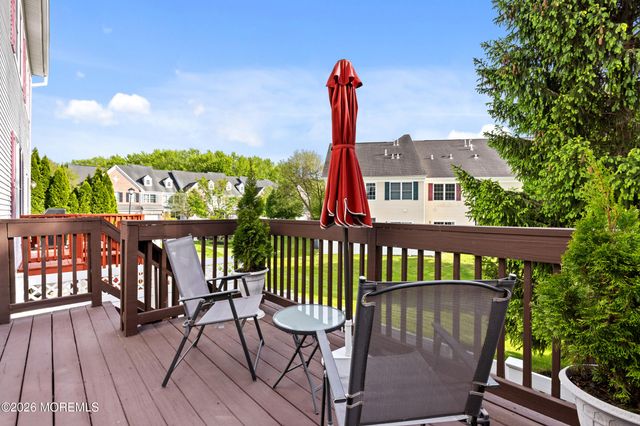 90 Deepwater Circle, Manalapan, NJ 07726