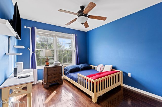 90 Deepwater Circle, Manalapan, NJ 07726