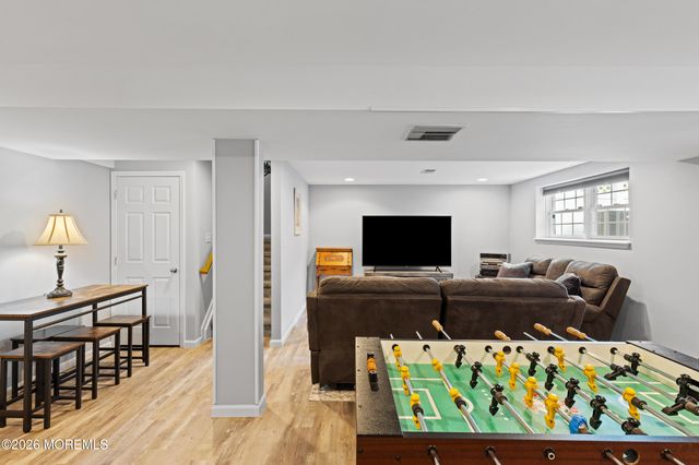 90 Deepwater Circle, Manalapan, NJ 07726