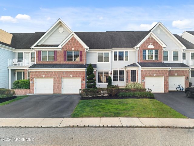 90 Deepwater Circle, Manalapan, NJ 07726