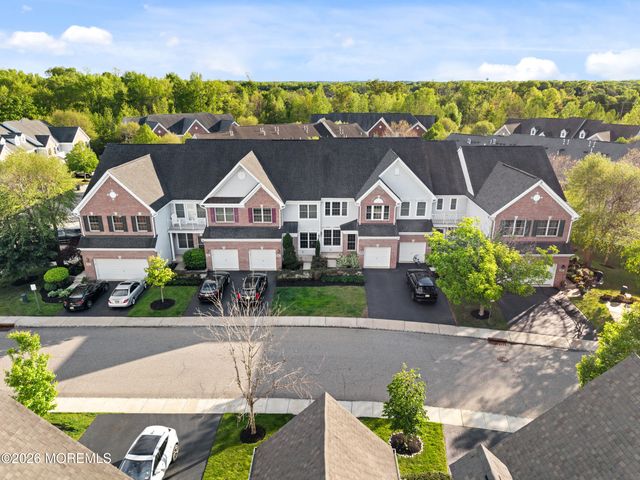 90 Deepwater Circle, Manalapan, NJ 07726