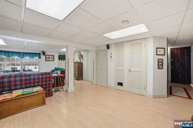 36 Page Drive, Oakland, NJ 07436