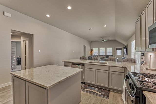 2146 Reed Cave Lane, Spring, TX 77386