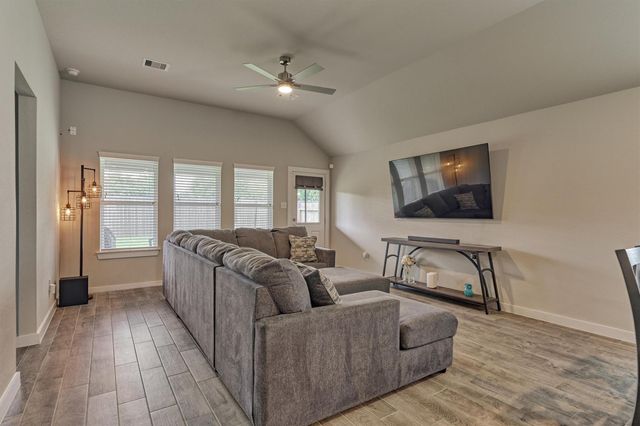 2146 Reed Cave Lane, Spring, TX 77386