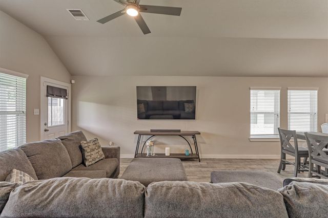 2146 Reed Cave Lane, Spring, TX 77386