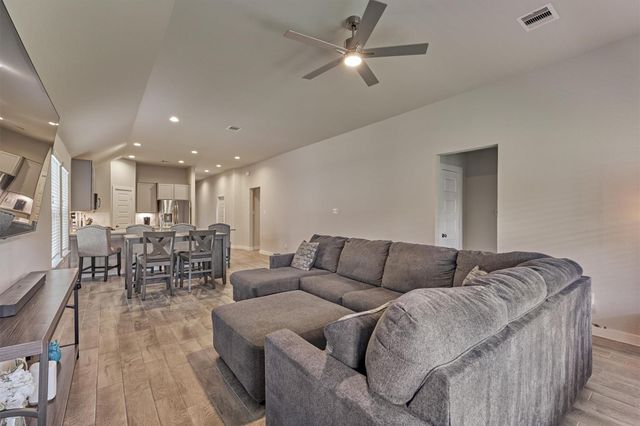 2146 Reed Cave Lane, Spring, TX 77386