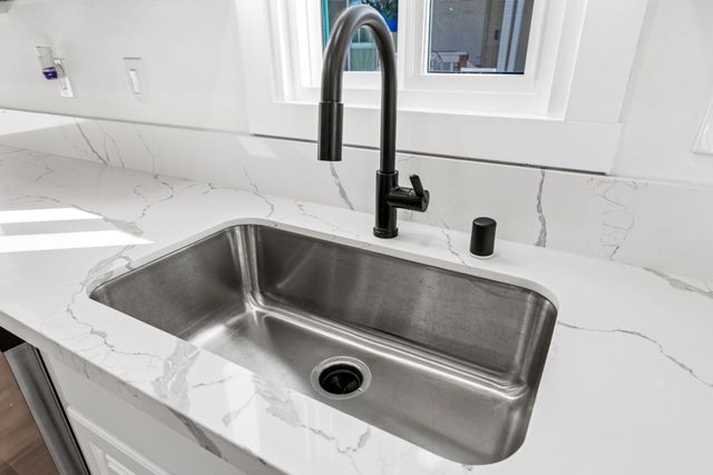 20 Russell Road 86, Salinas, CA 93906