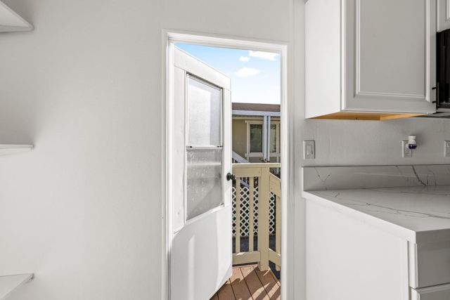 20 Russell Road 86, Salinas, CA 93906