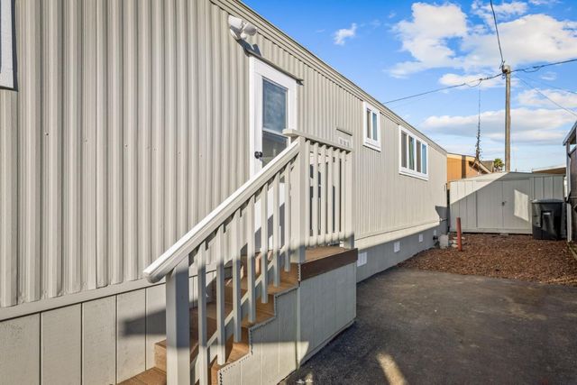 20 Russell Road 86, Salinas, CA 93906