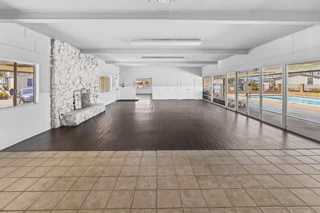 20 Russell Road 86, Salinas, CA 93906