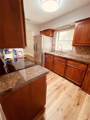 3210 LAUREL LANE, Plant City, FL 33566