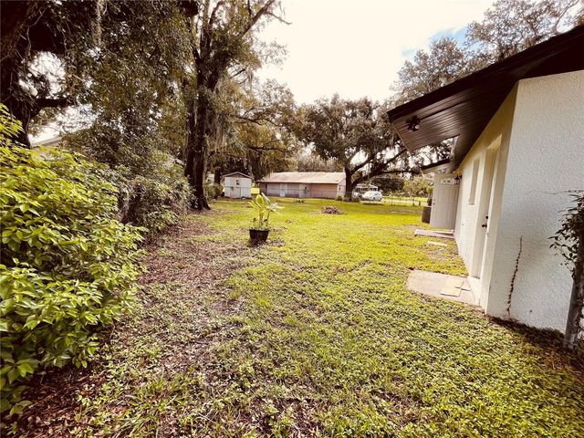 3210 LAUREL LANE, Plant City, FL 33566