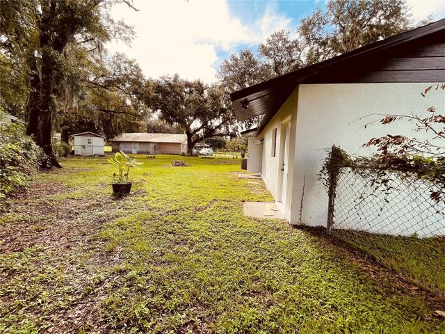 3210 LAUREL LANE, Plant City, FL 33566