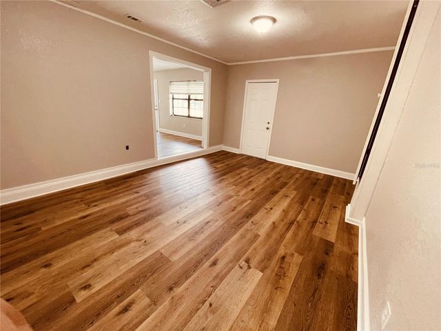 3210 LAUREL LANE, Plant City, FL 33566