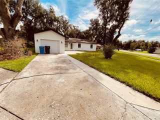 3210 LAUREL LANE, Plant City, FL 33566