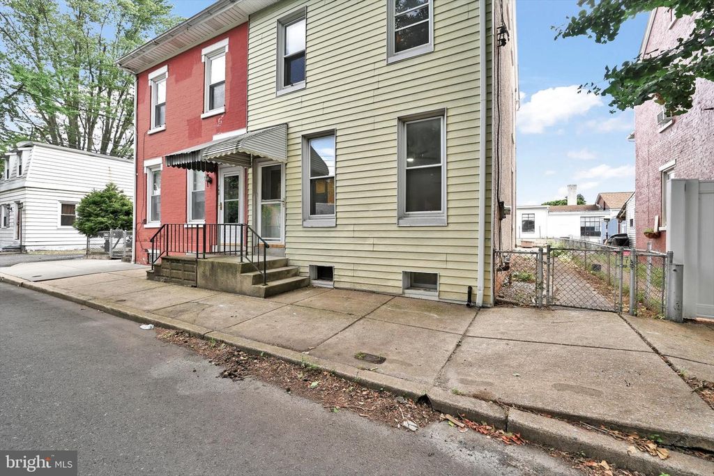 170 S FRANKLIN ST, Pottstown, PA 19464