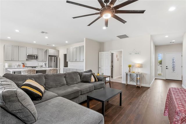 6093 S Lago Grande Drive, Fort Mohave, AZ 86426