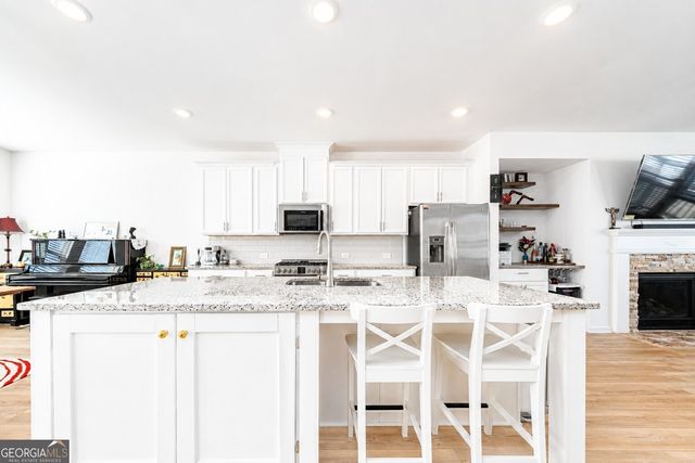 2679 Richmond Row Drive, Suwanee, GA 30024