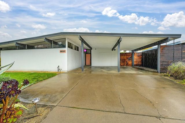 4974 Tufts St, Sacramento, CA 95841