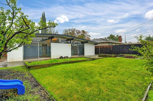 4974 Tufts St, Sacramento, CA 95841