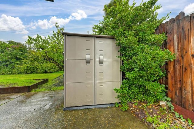 4974 Tufts St, Sacramento, CA 95841