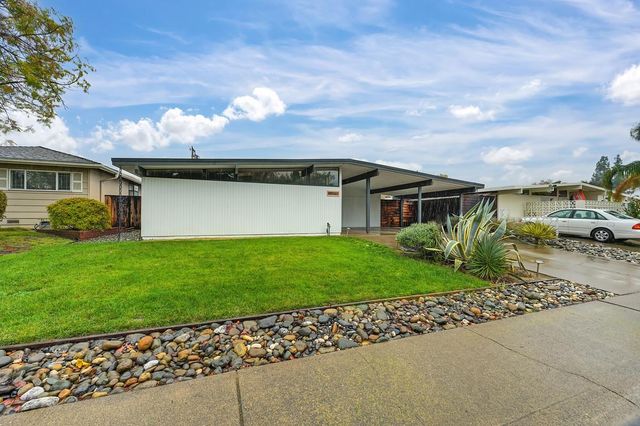 4974 Tufts St, Sacramento, CA 95841