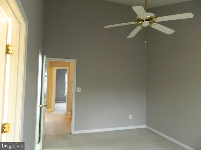 7574 GREAT SWAN CT, Alexandria, VA 22306