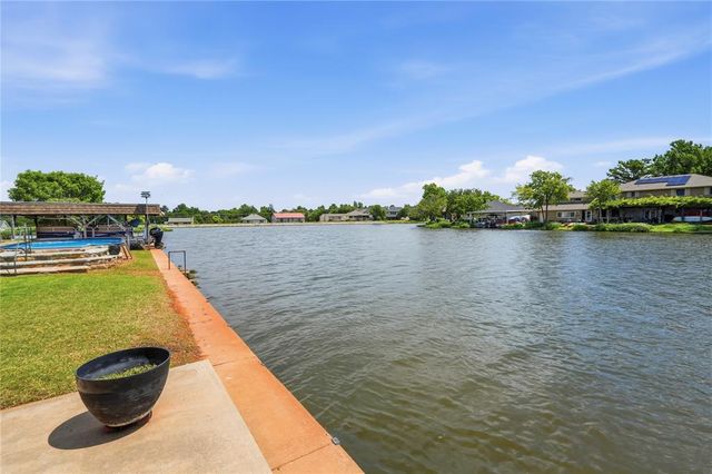 10512 Ski Drive, Oklahoma City, OK 73162