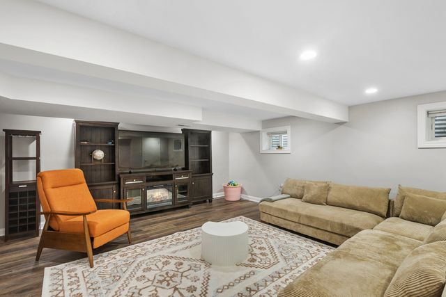 4647 N Thatcher Avenue, Norridge, IL 60706