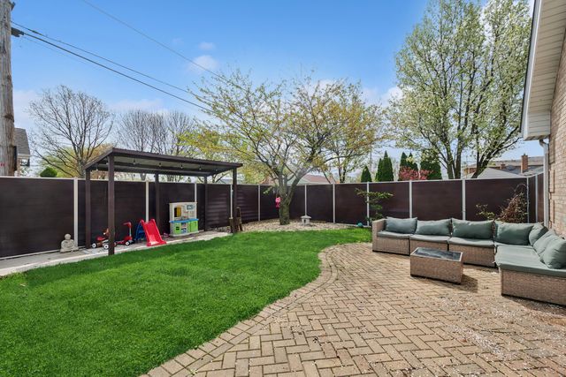 4647 N Thatcher Avenue, Norridge, IL 60706