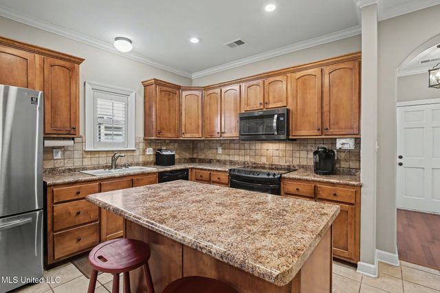 3228 Foxdale Loop, Southaven, MS 38672