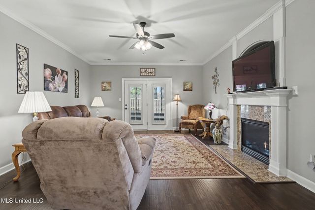 3228 Foxdale Loop, Southaven, MS 38672