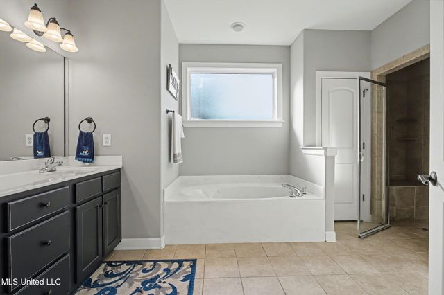 3228 Foxdale Loop, Southaven, MS 38672