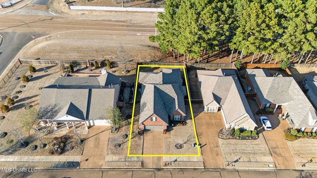 3228 Foxdale Loop, Southaven, MS 38672