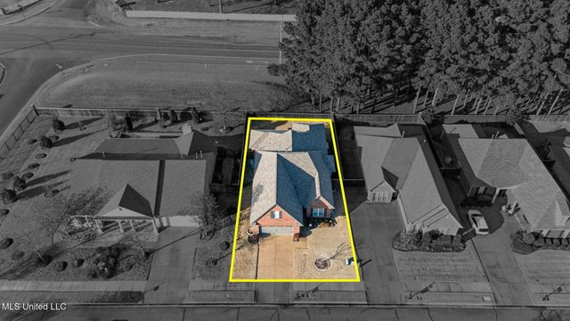 3228 Foxdale Loop, Southaven, MS 38672