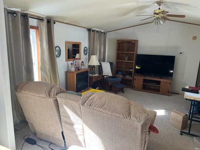 9211 E CR 500 N, Albany, IN 47320