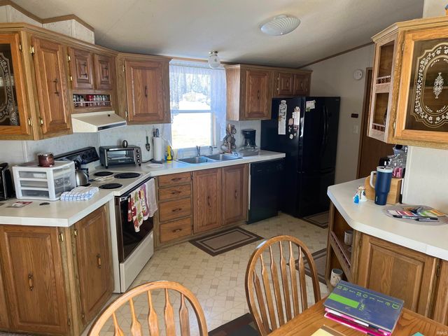 9211 E CR 500 N, Albany, IN 47320