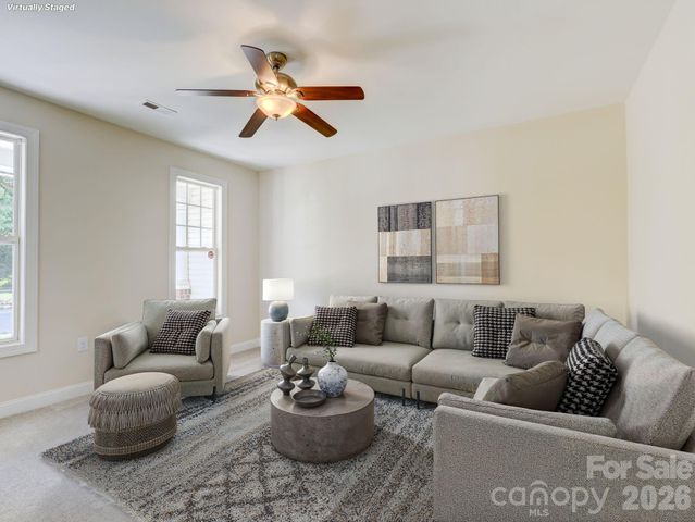 2025 Gable Way Lane, Matthews, NC 28104