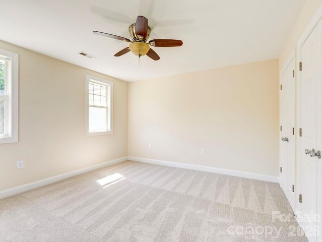 2025 Gable Way Lane, Matthews, NC 28104