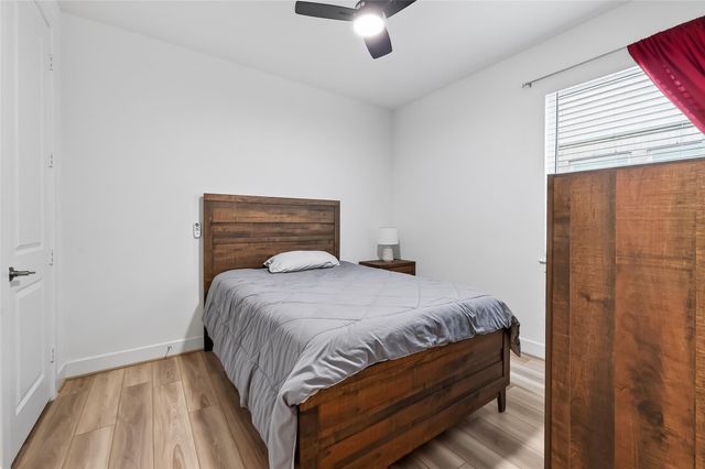 21642 Laggan Cliff Lane, Cypress, TX 77433