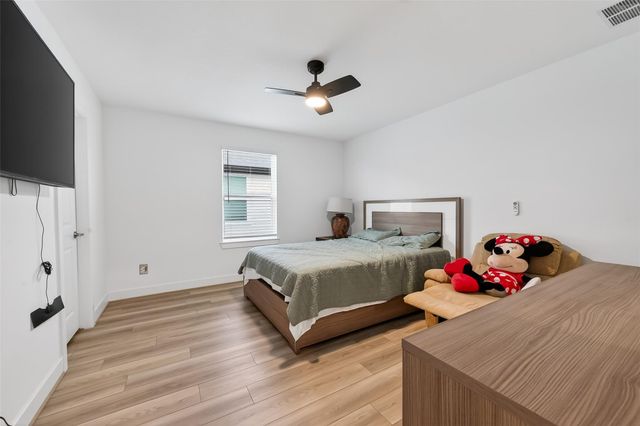 21642 Laggan Cliff Lane, Cypress, TX 77433