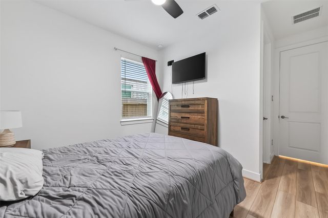 21642 Laggan Cliff Lane, Cypress, TX 77433