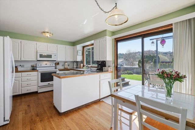 111 N Wright Blvd, Liberty Lake, WA 99019