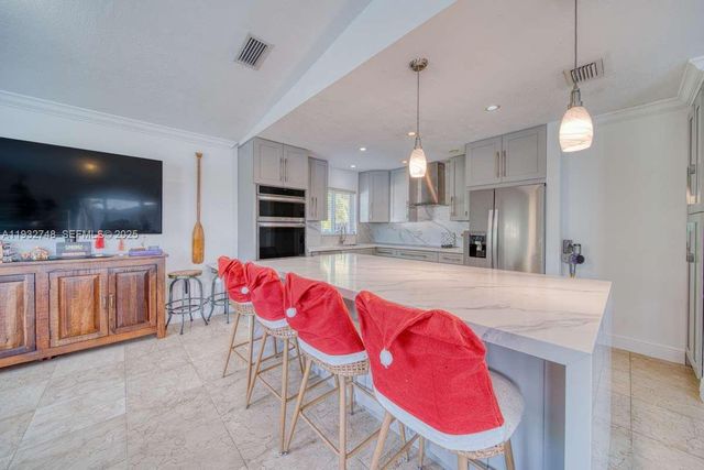 13220 SW 84th Ave -, Pinecrest, FL 33156