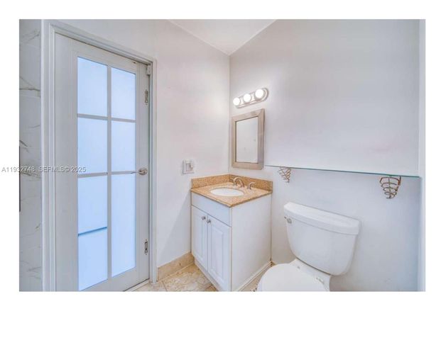 13220 SW 84th Ave -, Pinecrest, FL 33156