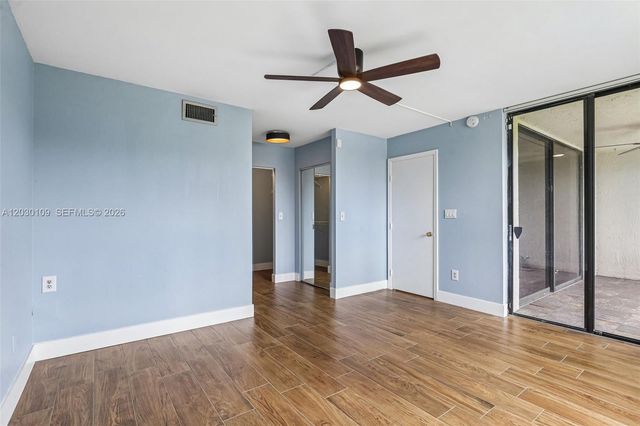 100 NW 76th Avenue 1082, Plantation, FL 33324