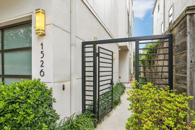 1526 Vermont Street, Houston, TX 77006