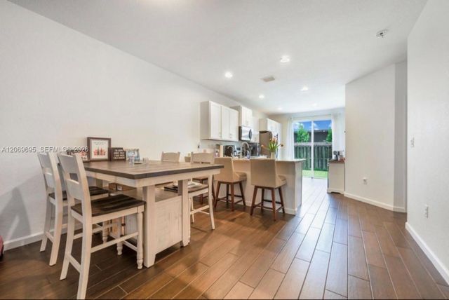1443 SE 26th Avenue, Homestead, FL 33035