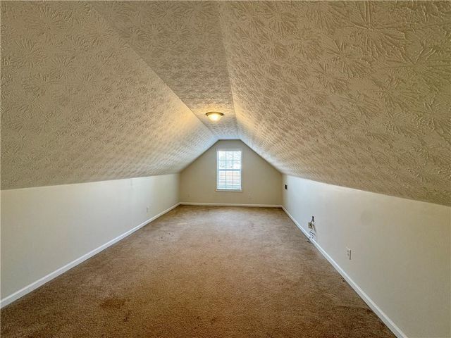 920 Roxeywood Drive, Winder, GA 30680