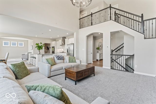 12623 Tidecrest Drive, Fishers, IN 46037